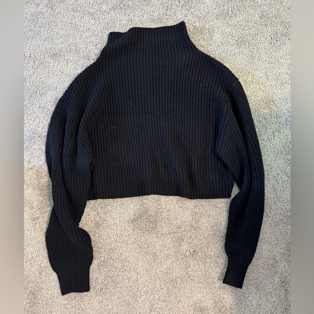 Aritzia Wilfred Black Ribbed Knit Sweater